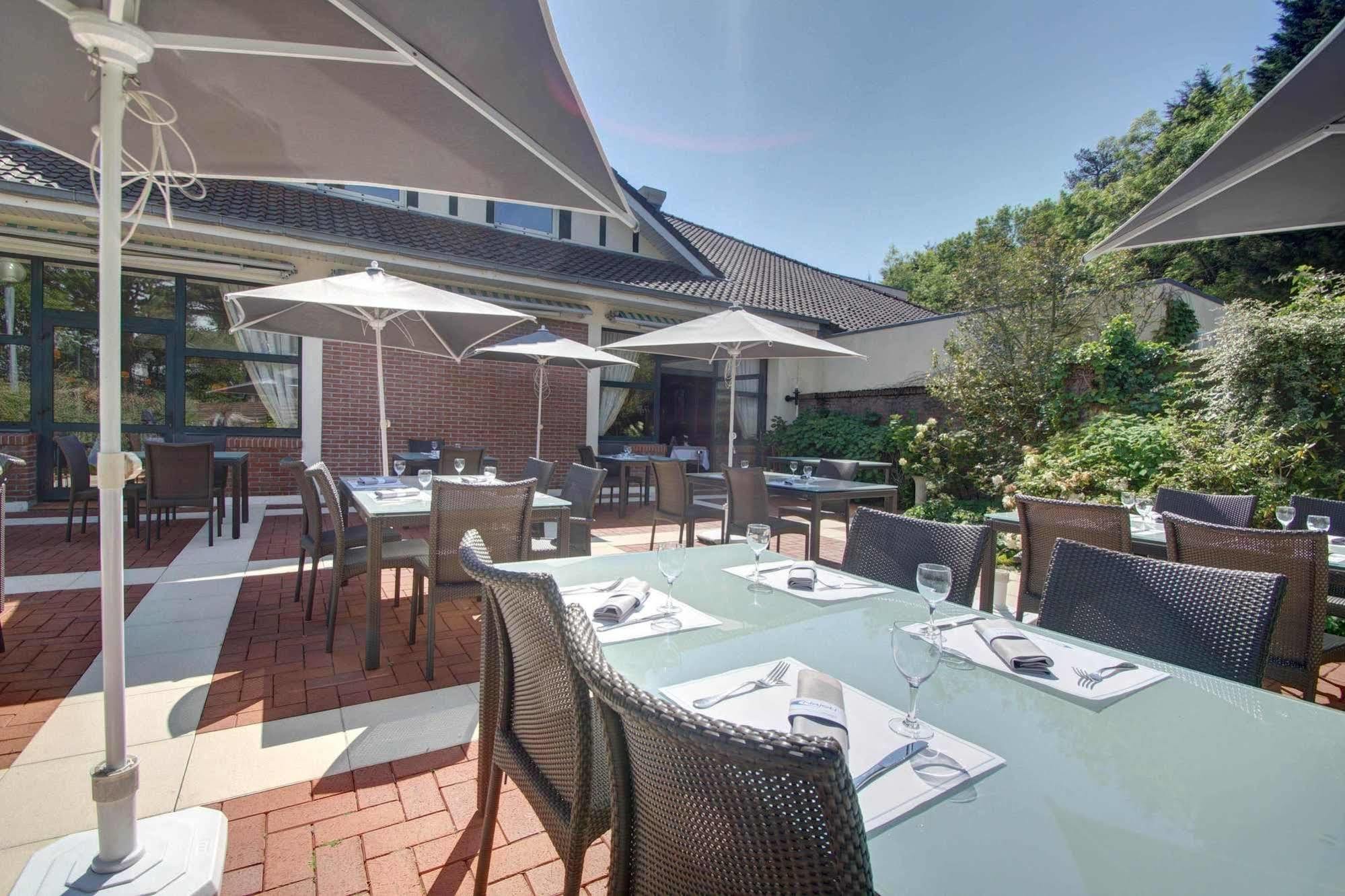 纳佳地公园酒店 阿尔德洛海滩 外观 照片